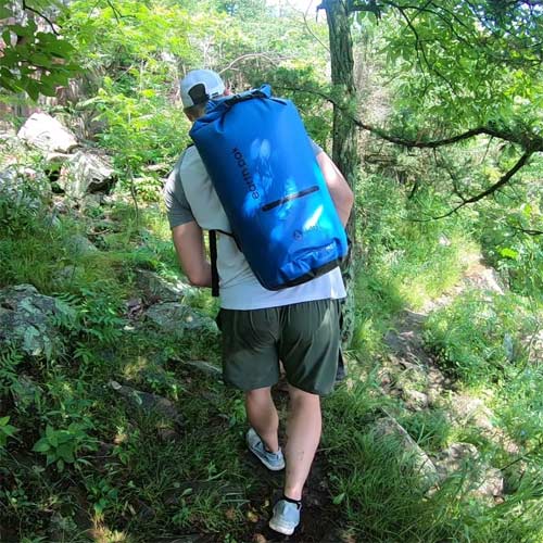Cómo elegir una bolsa estanca para trekking