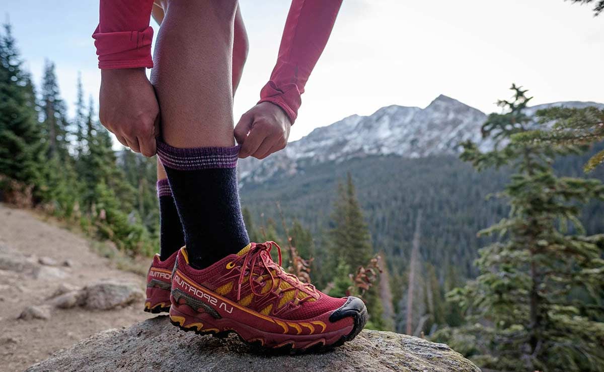 Mejores ZAPATILLAS de TREKKING para MUJER [Comparativa 2022]